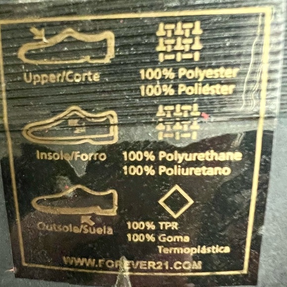 🎉HP🎉Forever 21 Red Velvet Gold Heart Studded Flats Size 10 - Picture 13 of 15